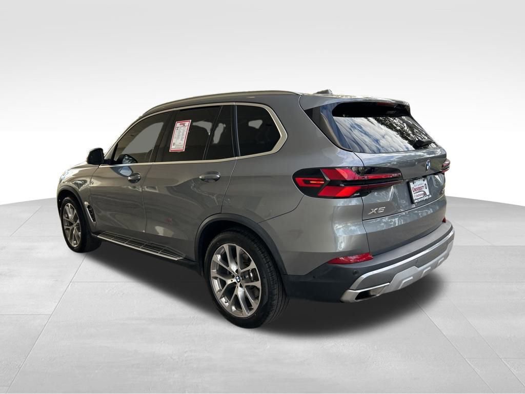 Used 2024 BMW X5 xDrive40i image 4
