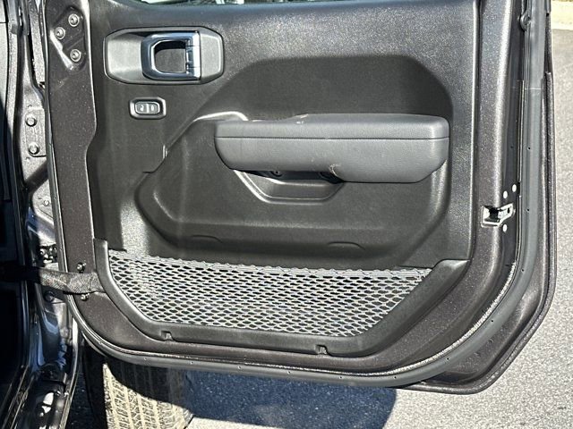 New 2026 Jeep Gladiator Sport image 14