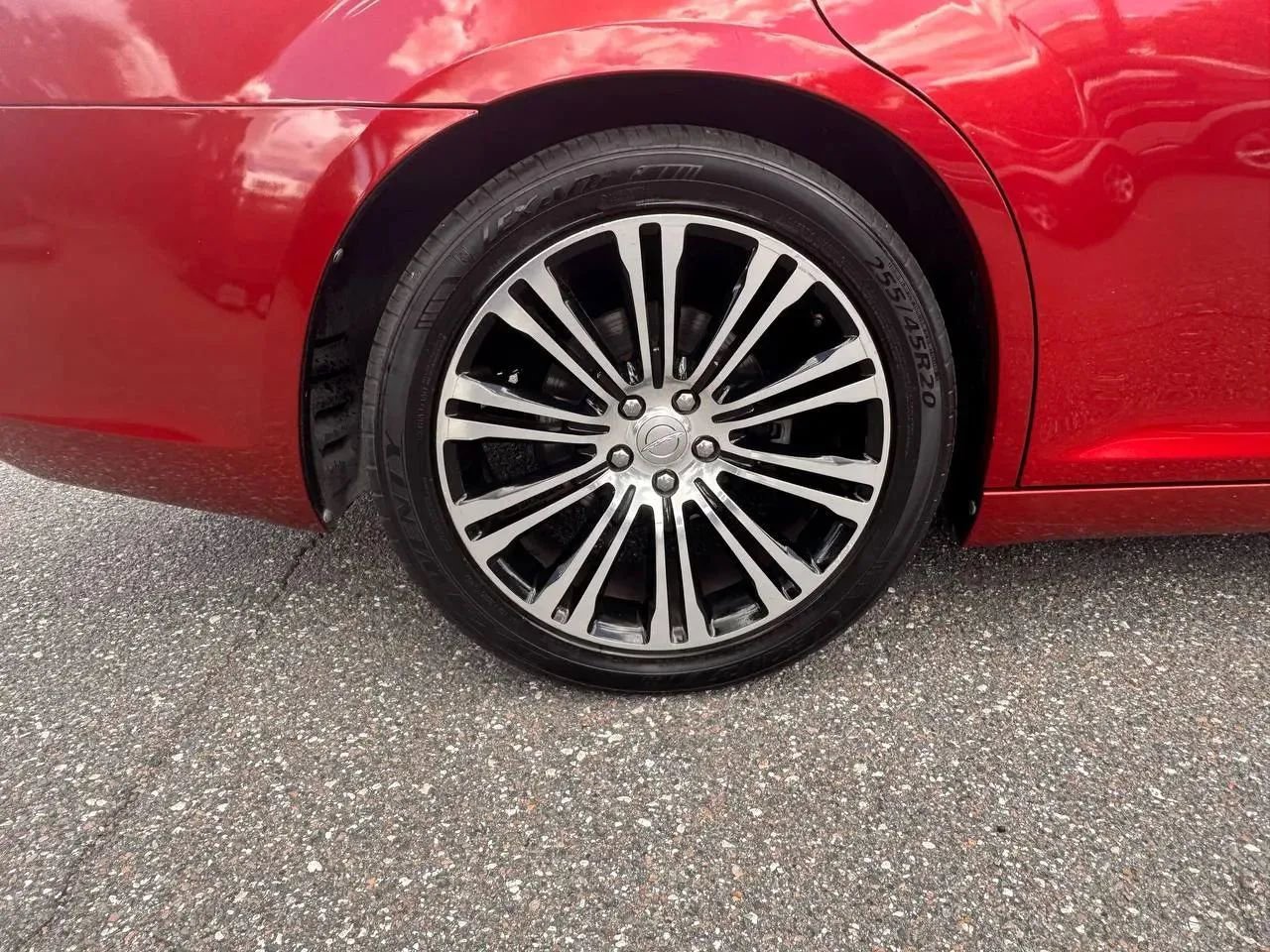 Used 2012 Chrysler 300 S w/ Luxury Group RWD image 15