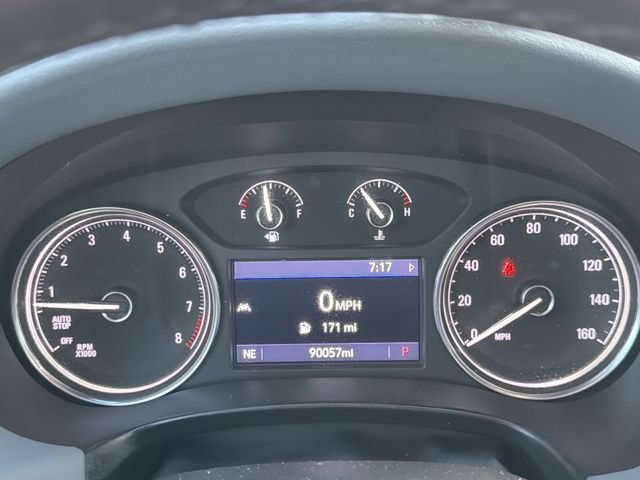 Used 2022 Buick Enclave Essence w/ Sport Touring Edition FWD image 29