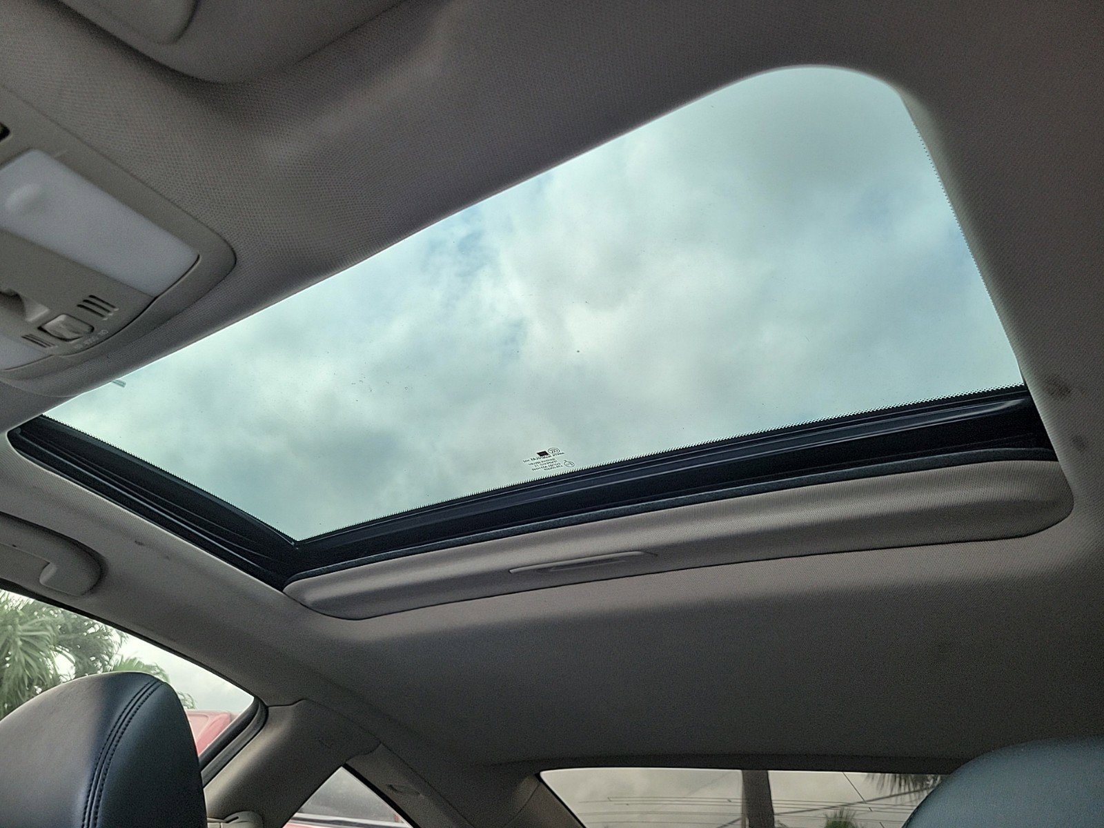 Used 2014 INFINITI Q60 Journey w/ Premium Package image 29