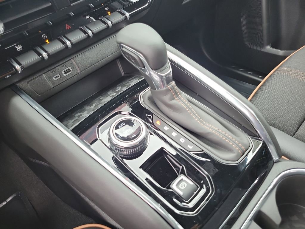 New 2026 GMC Canyon AT4 image 15