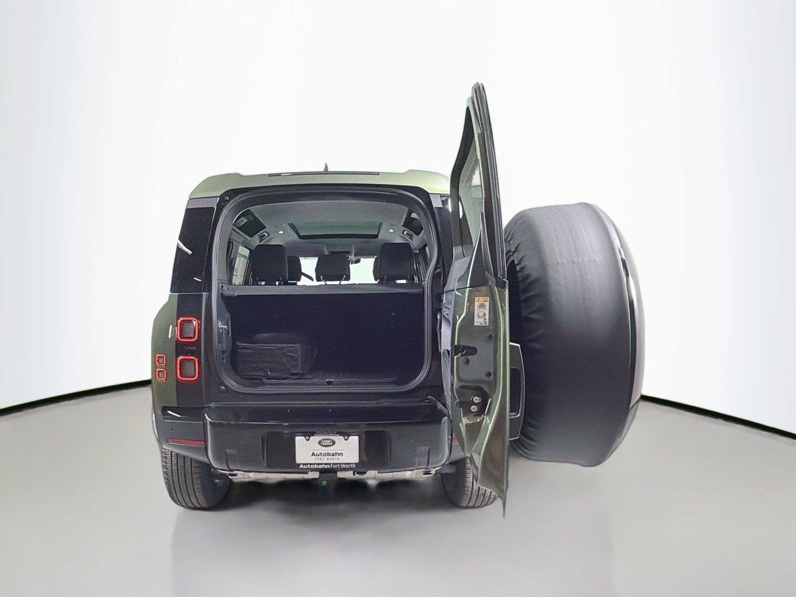 Certified 2026 Land Rover Defender 110 S AWD/4WD image 26