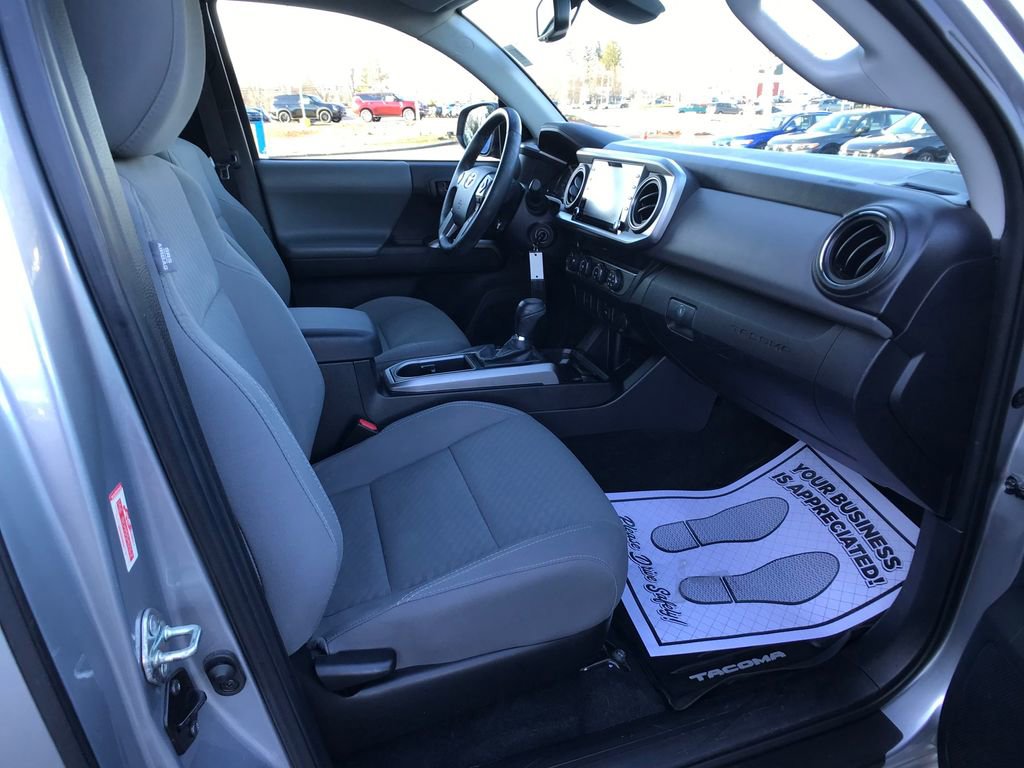 Used 2020 Toyota Tacoma SR5 image 13