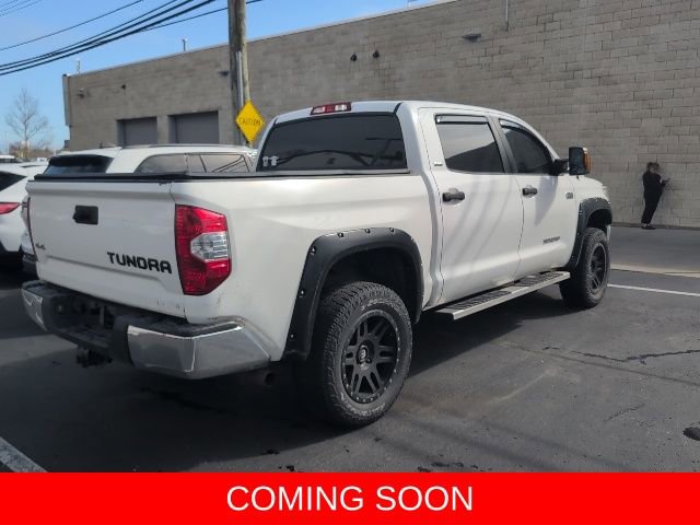 Used 2016 Toyota Tundra SR5 w/ SR5 Upgrade Package AWD/4WD image 4