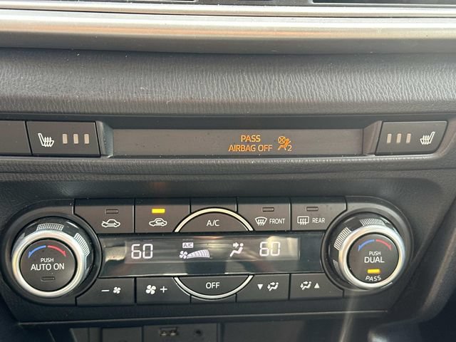 Used 2018 MAZDA MAZDA3 Touring FWD image 19