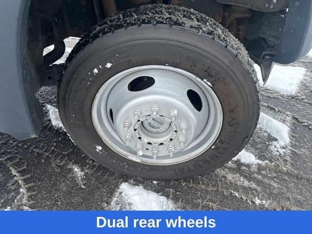 Used 2013 Ford F550 4x4 SuperCab Super Duty w/ Snow Plow Prep Pkg image 10