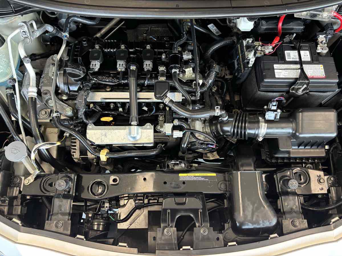 Used 2023 Nissan Versa S w/ S Plus Package FWD image 27