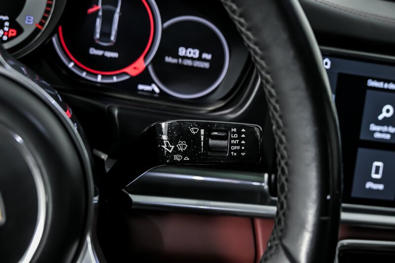 Used 2020 Porsche Panamera GTS AWD/4WD image 31