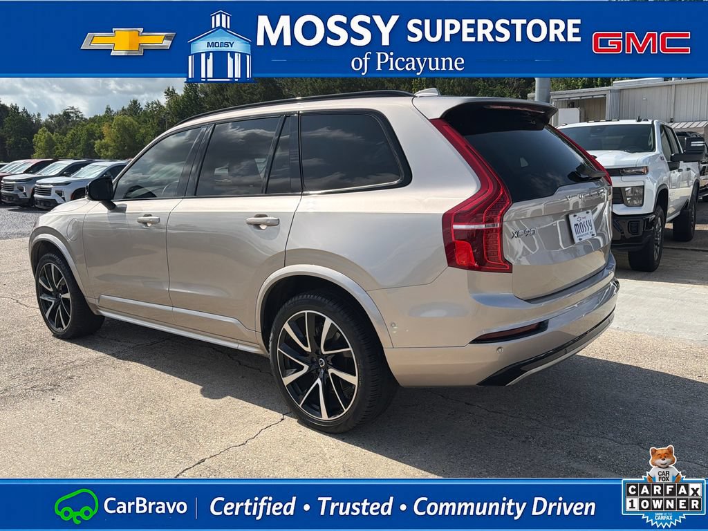 Used 2023 Volvo XC90 T8 Plus w/ Protection Package AWD/4WD video 4