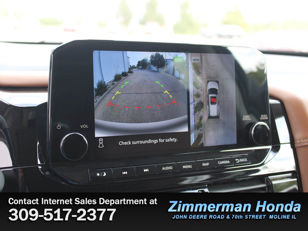Used 2025 Nissan Pathfinder Platinum AWD/4WD image 24