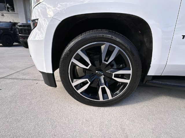 Certified 2019 Chevrolet Tahoe LT w/ RST Edition RWD image 18