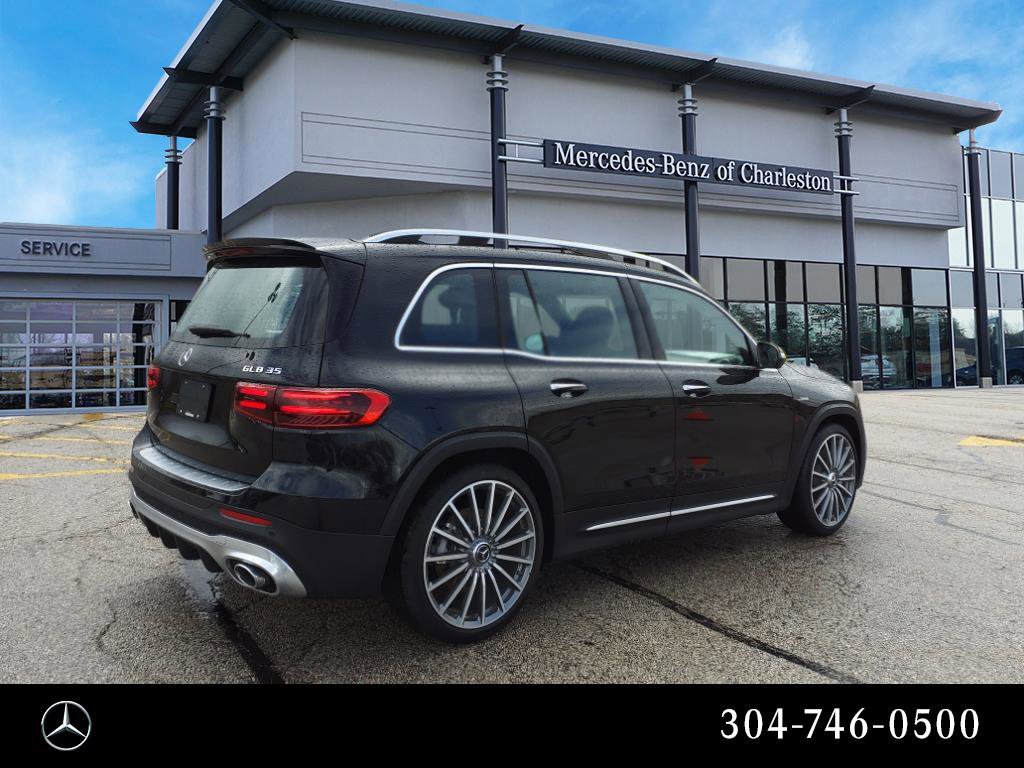 Used 2024 Mercedes-Benz GLB 35 AMG 4MATIC image 3