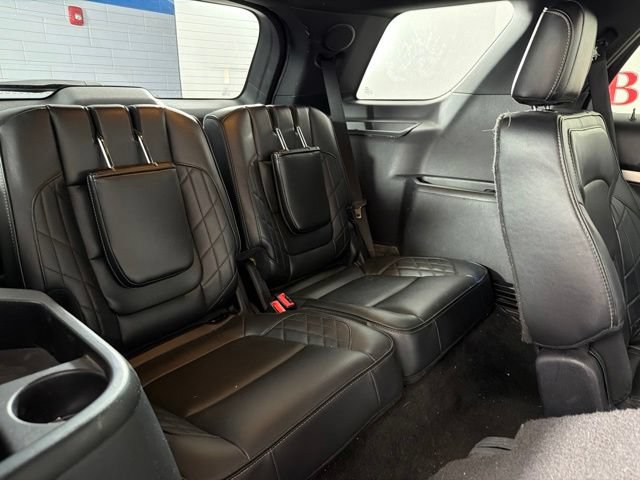Used 2017 Ford Explorer Platinum AWD/4WD image 19
