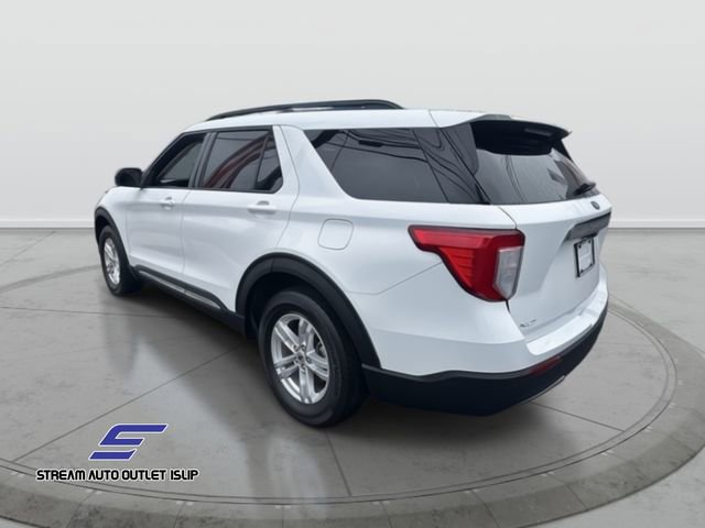 Used 2023 Ford Explorer XLT w/ Equipment Group 202A image 8