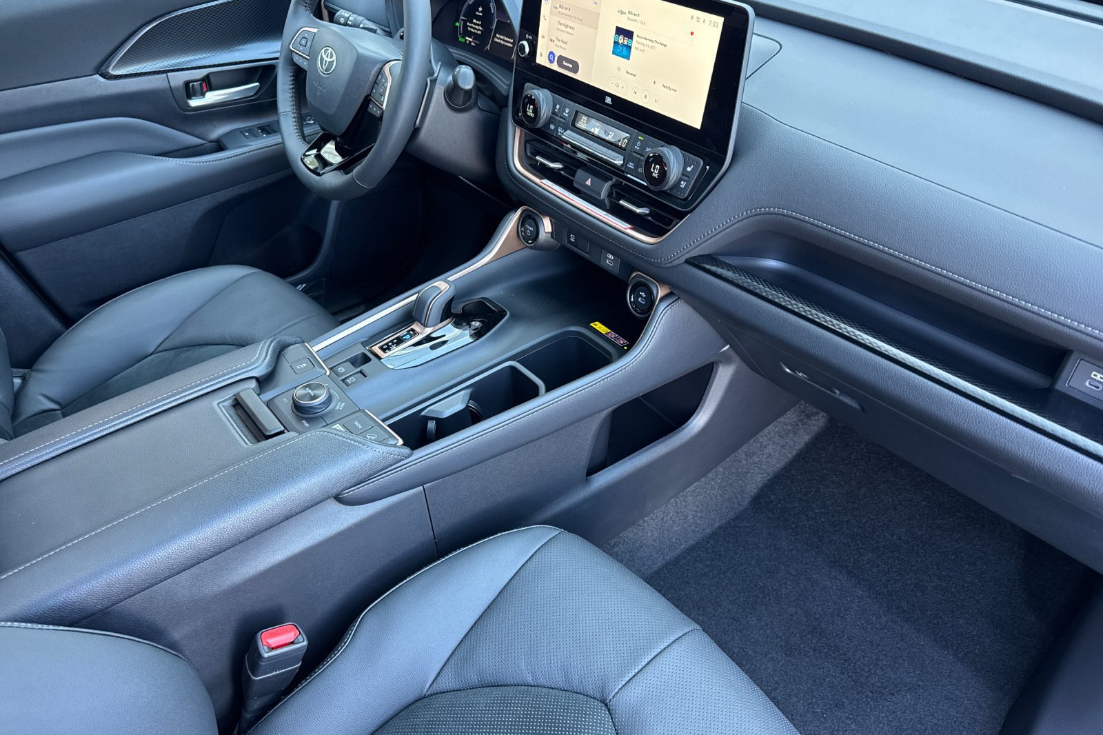 New 2026 Toyota Grand Highlander AWD Hybrid image 19