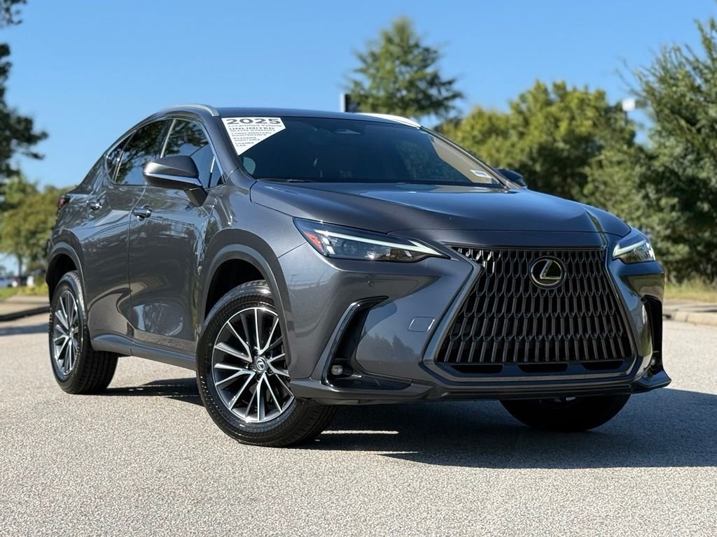Certified 2025 Lexus NX 250 FWD w/ Accessory Package (Z2) image 2