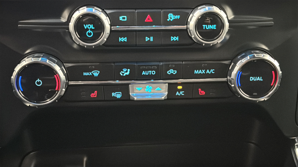 Used 2025 Ford F150 XLT w/ Equipment Group 302A MID AWD/4WD image 17