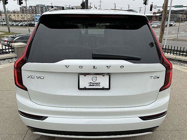 New 2026 Volvo XC90 T8 Ultra w/ Lounge Package AWD/4WD image 9