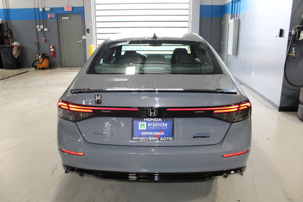 Used 2023 Honda Accord Sport image 40