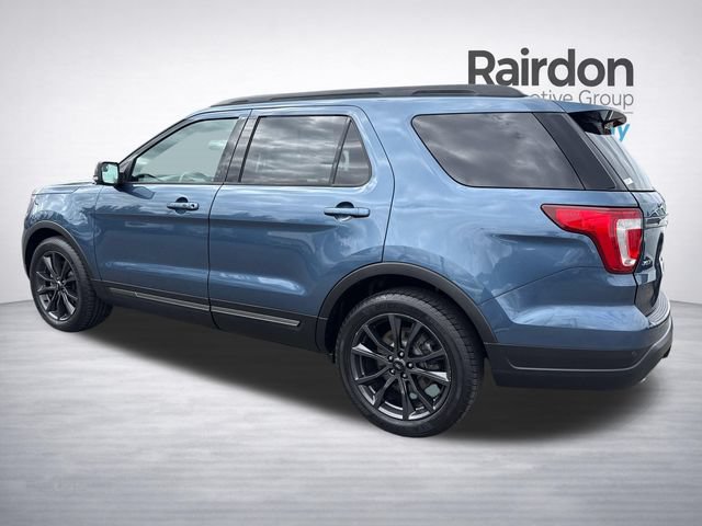 Used 2018 Ford Explorer XLT w/ Equipment Group 202A FWD image 5