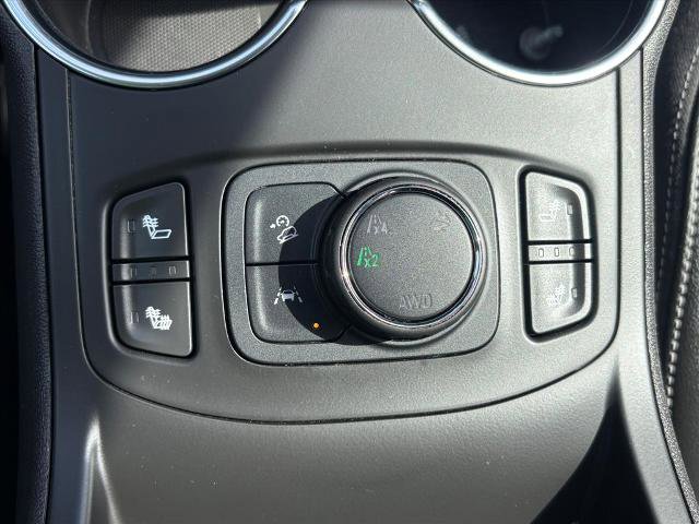 Certified 2023 GMC Terrain SLT w/ LPO, Floor Liner Package image 17