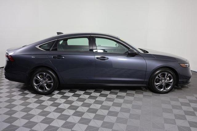Used 2023 Honda Accord EX image 9