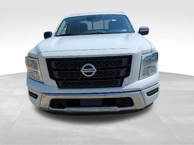 Used 2022 Nissan Titan SV AWD/4WD image 8
