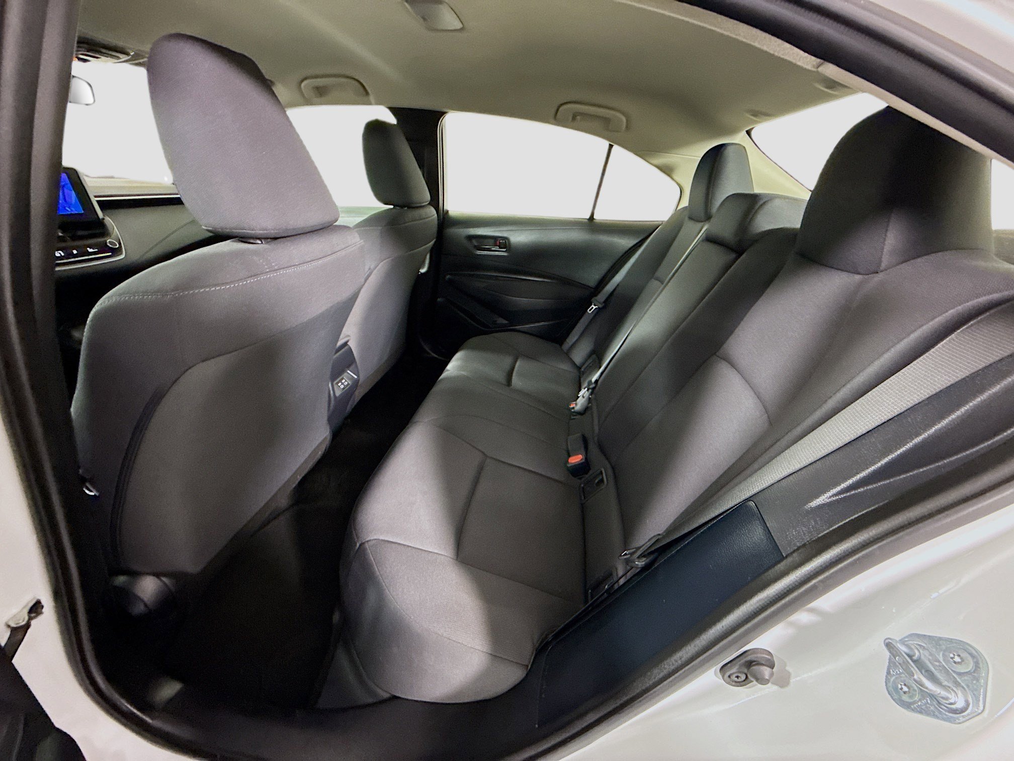 Used 2024 Toyota Corolla LE FWD image 24