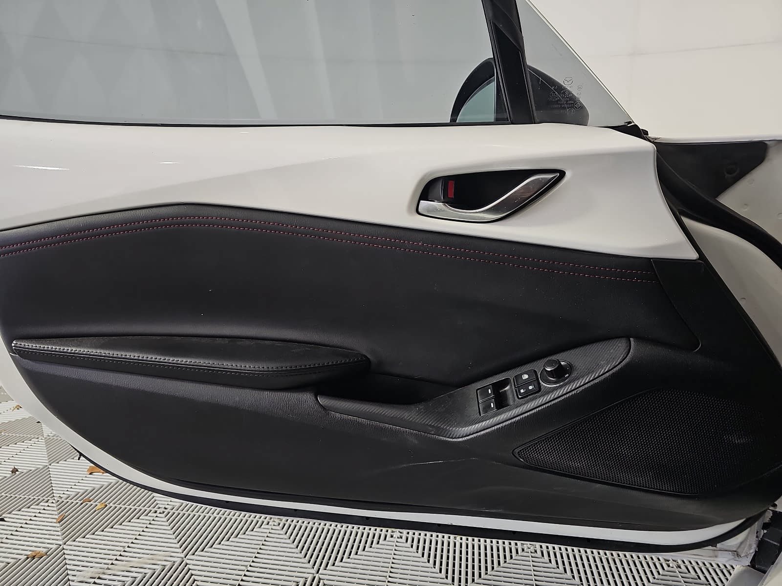 Used 2018 MAZDA MX-5 Miata Grand Touring RWD image 20