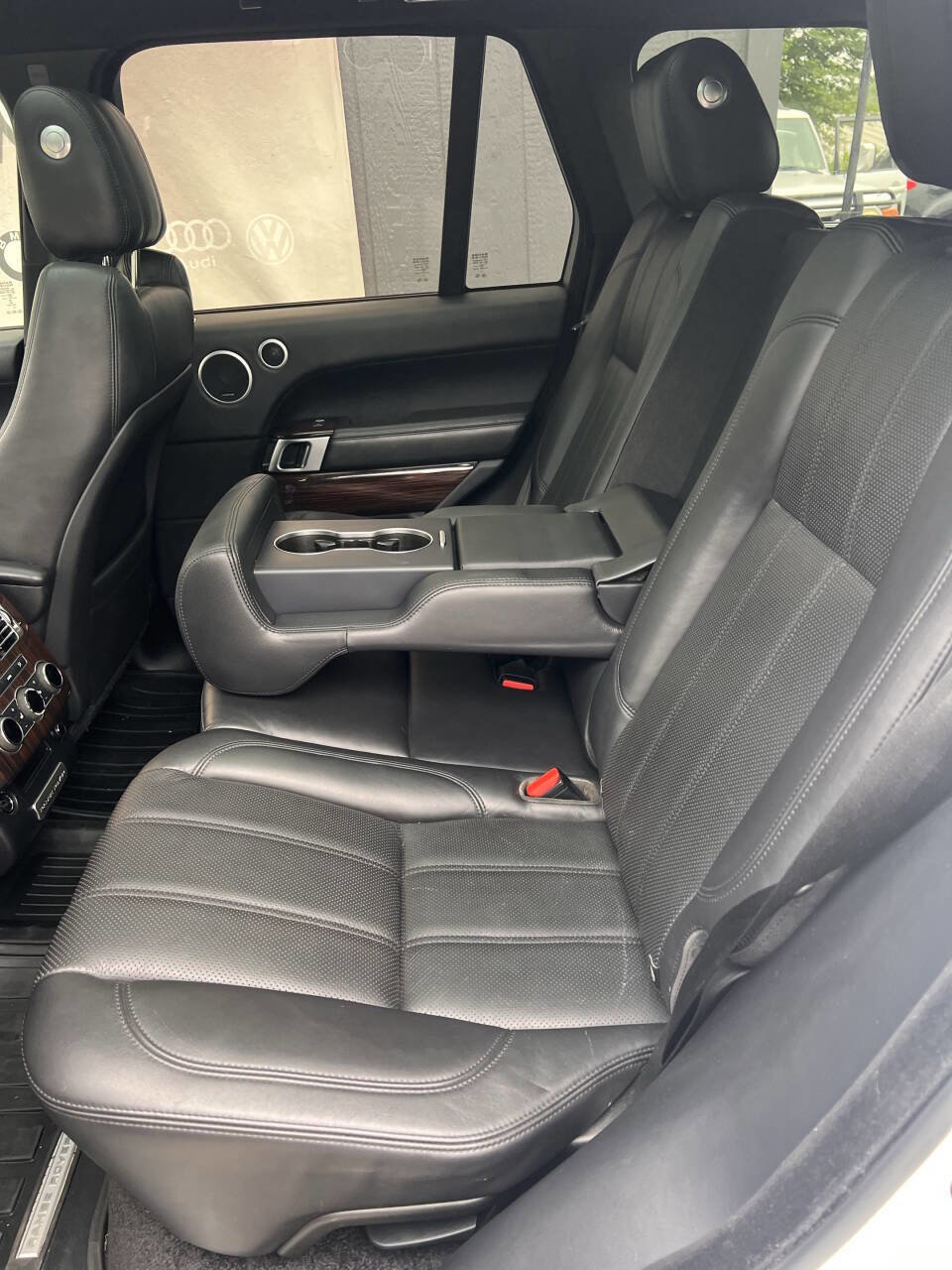 Used 2016 Land Rover Range Rover HSE image 15