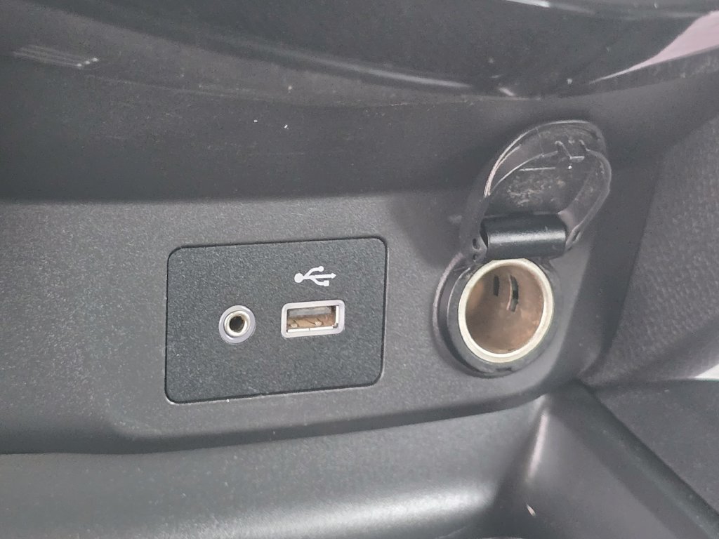 Used 2020 Nissan Rogue S AWD/4WD image 23