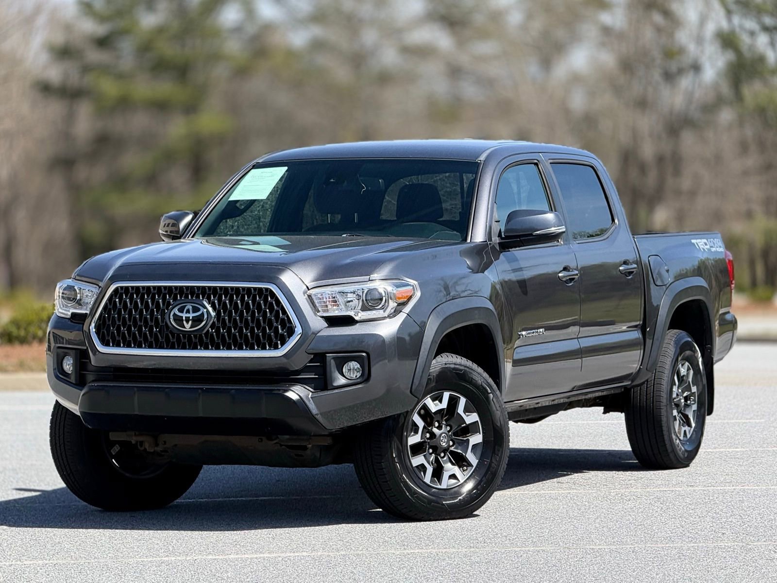 Used 2019 Toyota Tacoma TRD Off-Road w/ Technology Package image 7