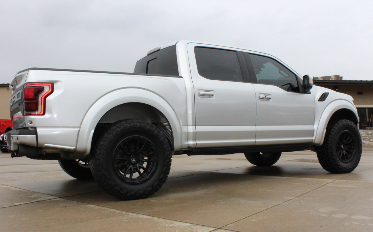 Used 2019 Ford F150 Raptor w/ Equipment Group 802A Luxury image 21