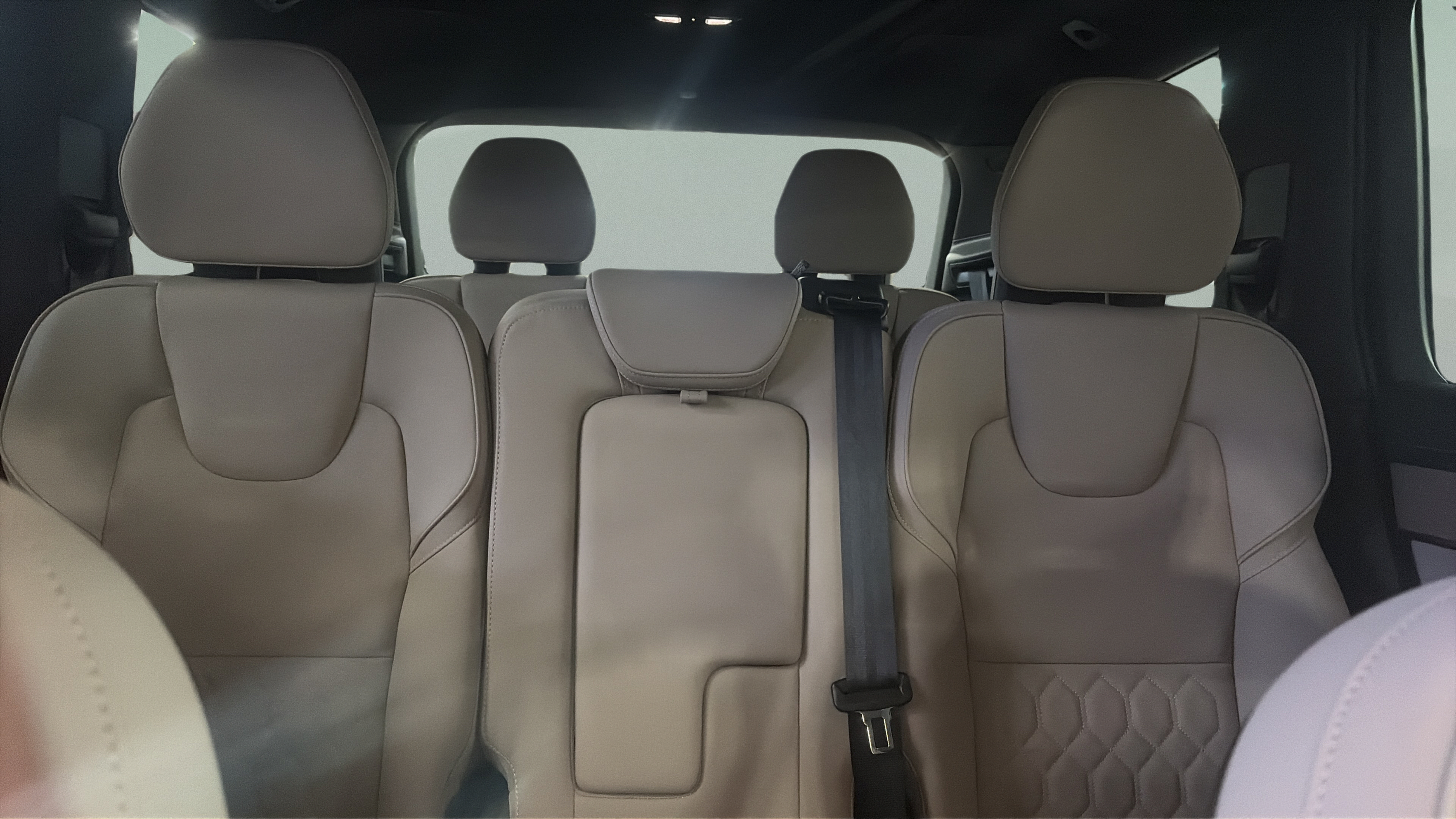 Used 2026 Volvo XC90 B6 Plus AWD/4WD image 27