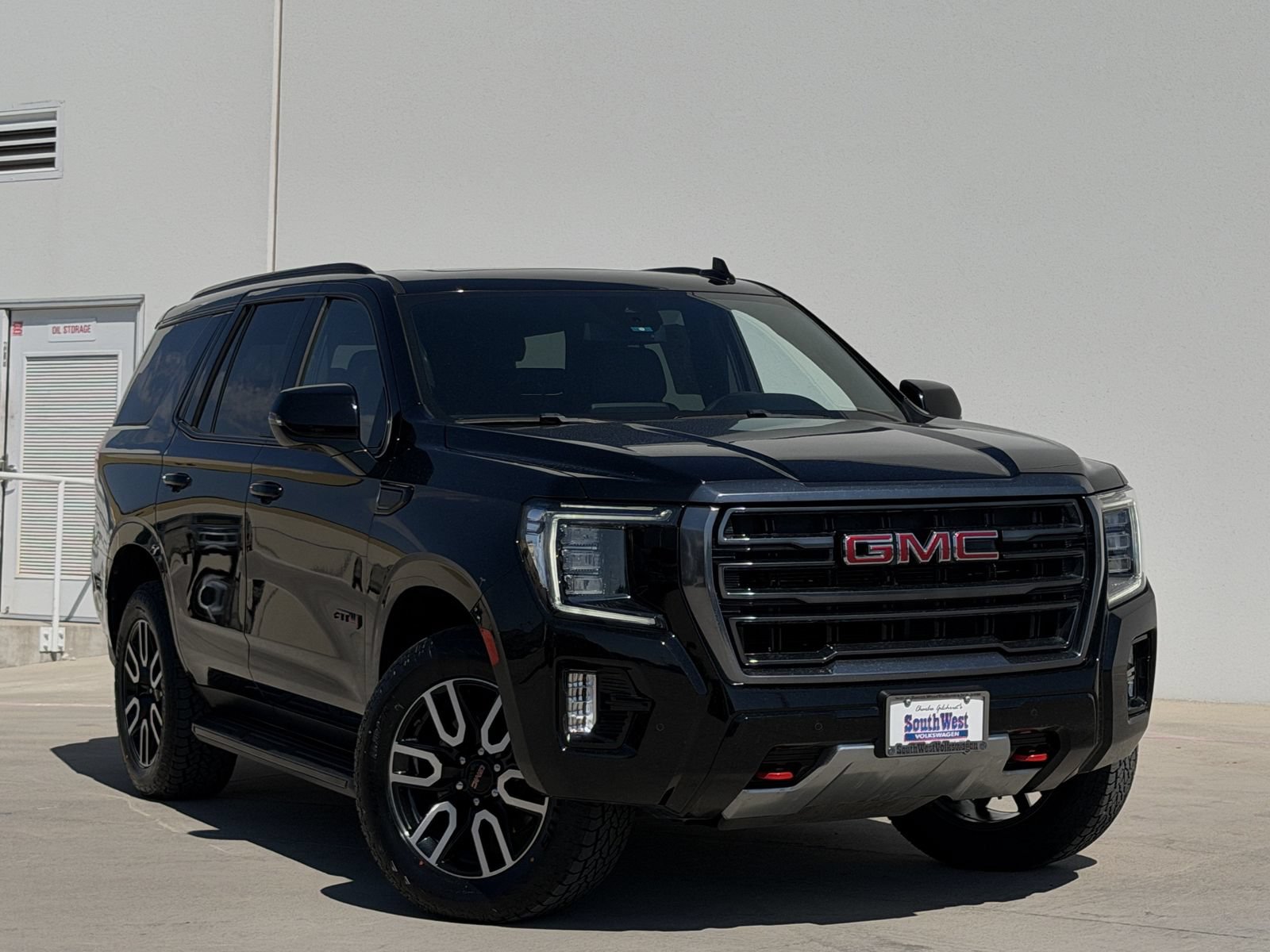 Used 2024 GMC Yukon AT4