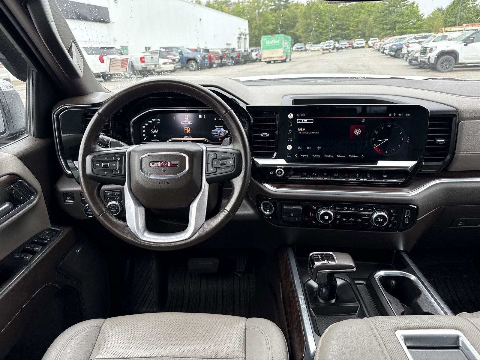 Used 2022 GMC Sierra 1500 SLT w/ SLT Premium Plus Package image 15