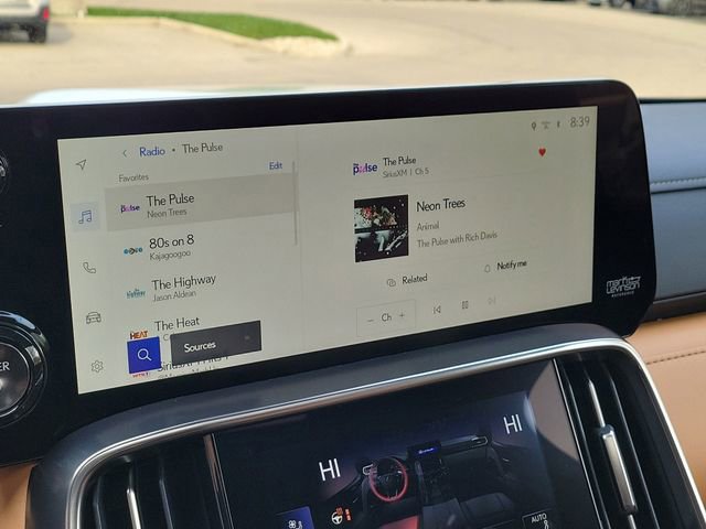 New 2026 Lexus LX 700h Luxury image 25