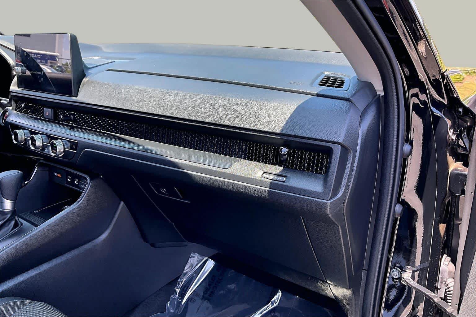 Certified 2026 Honda CR-V EX image 17