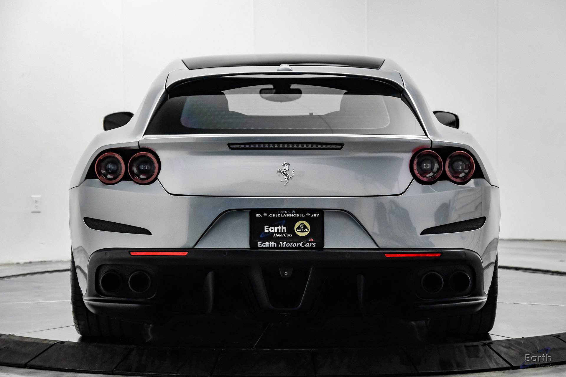 Used 2018 Ferrari GTC4Lusso AWD/4WD image 15