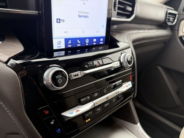 Certified 2023 Ford Explorer Platinum w/ Technology Package image 30