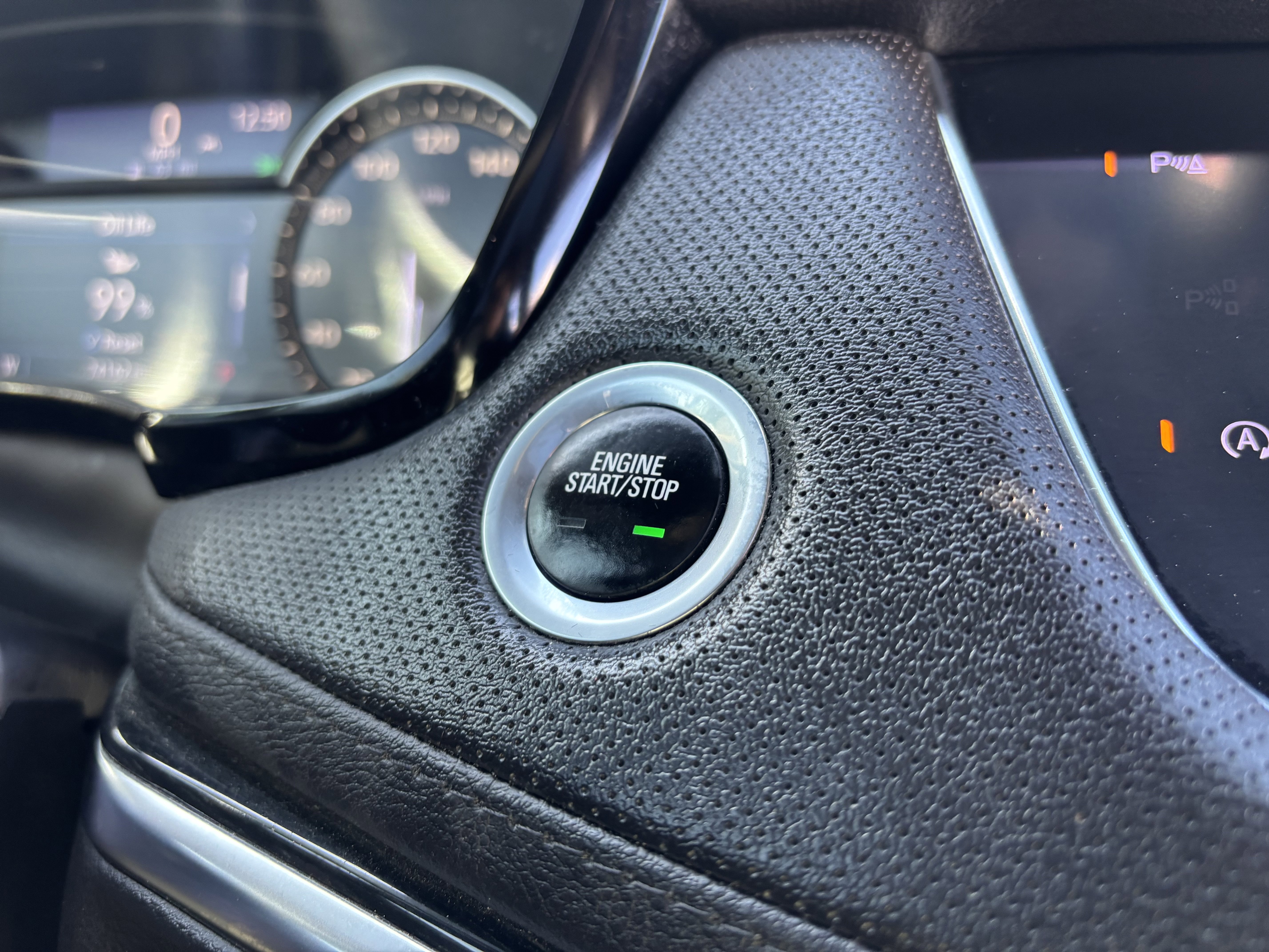 Used 2020 Cadillac XT5 Premium Luxury image 30