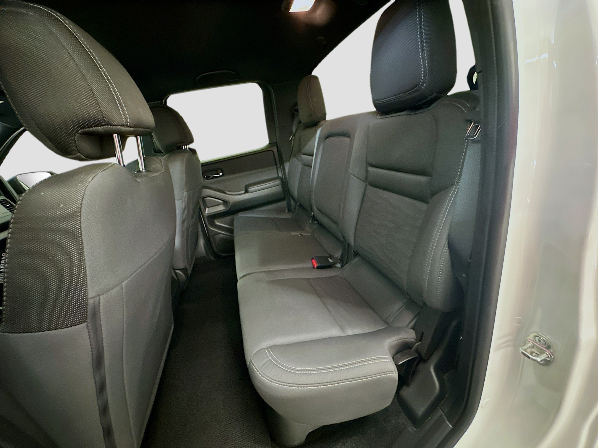 Used 2023 Nissan Frontier SV AWD/4WD image 28