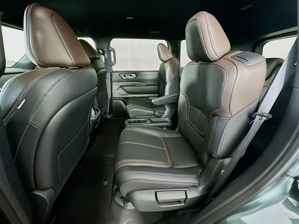 New 2026 Nissan Armada SL w/ Captain's Chari Seat Package AWD/4WD image 32
