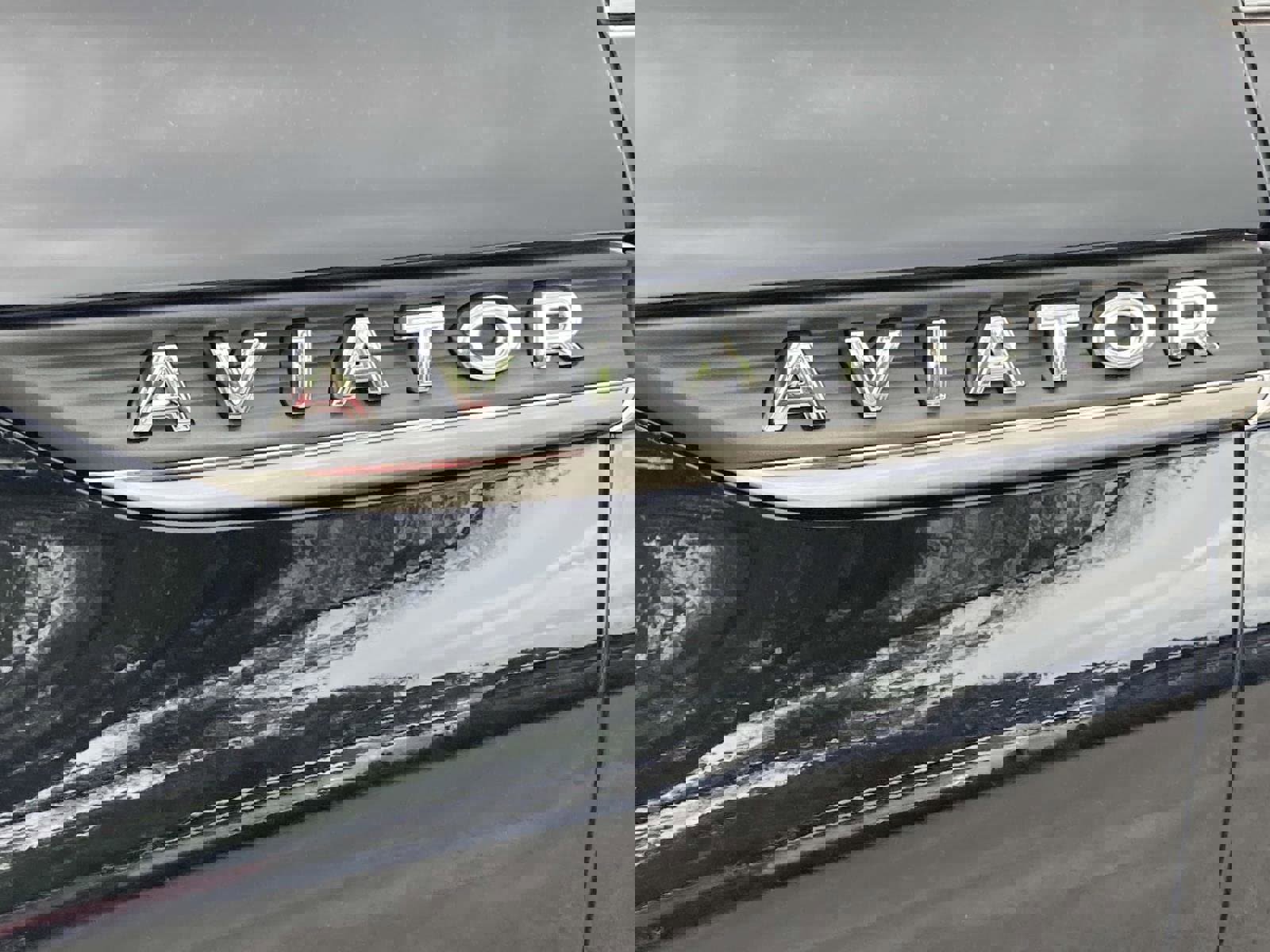 New 2025 Lincoln Aviator 2WD w/ Equipment Group 101A image 13