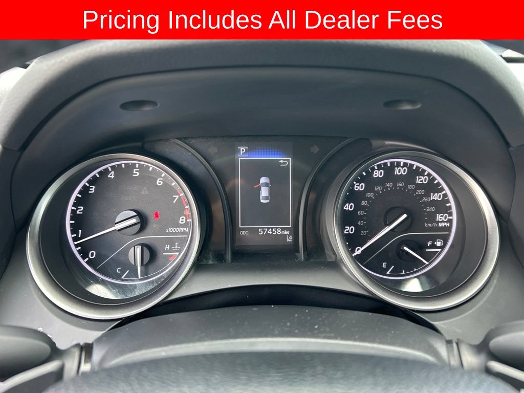 Used 2022 Toyota Camry SE FWD image 9