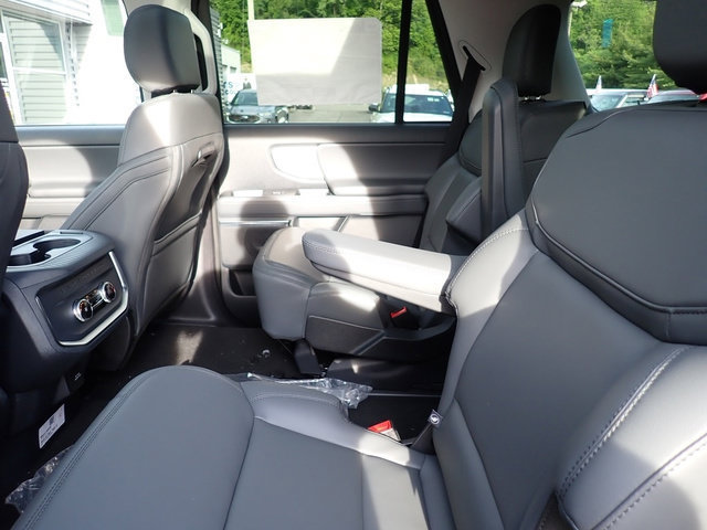 New 2026 Ford Expedition Active AWD/4WD image 14