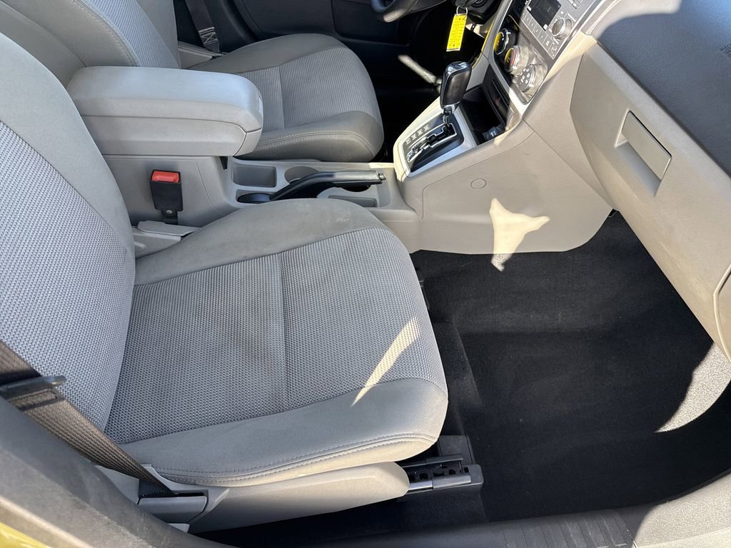 Used 2010 Dodge Caliber SXT image 12