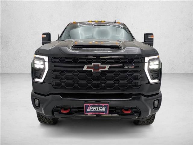 Used 2024 Chevrolet Silverado 2500 ZR2 image 2