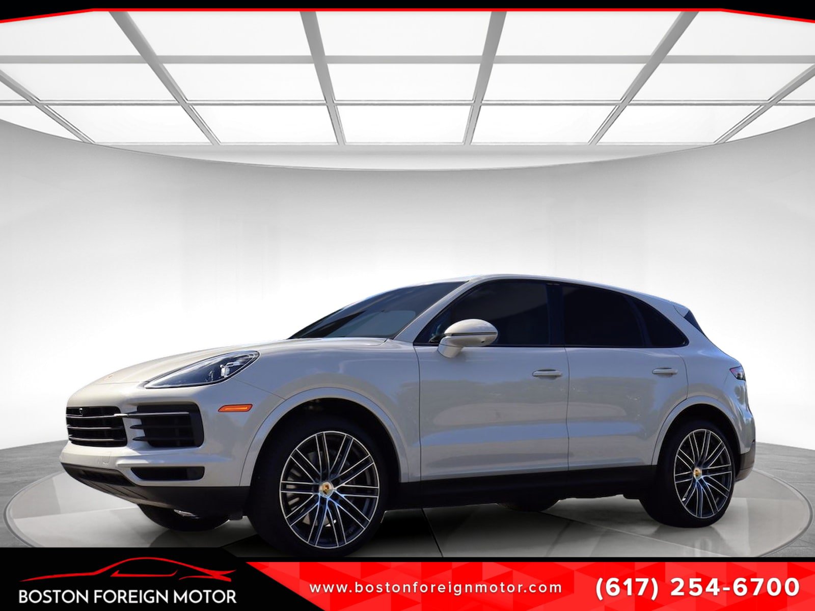Used 2023 Porsche Cayenne AWD/4WD image 1
